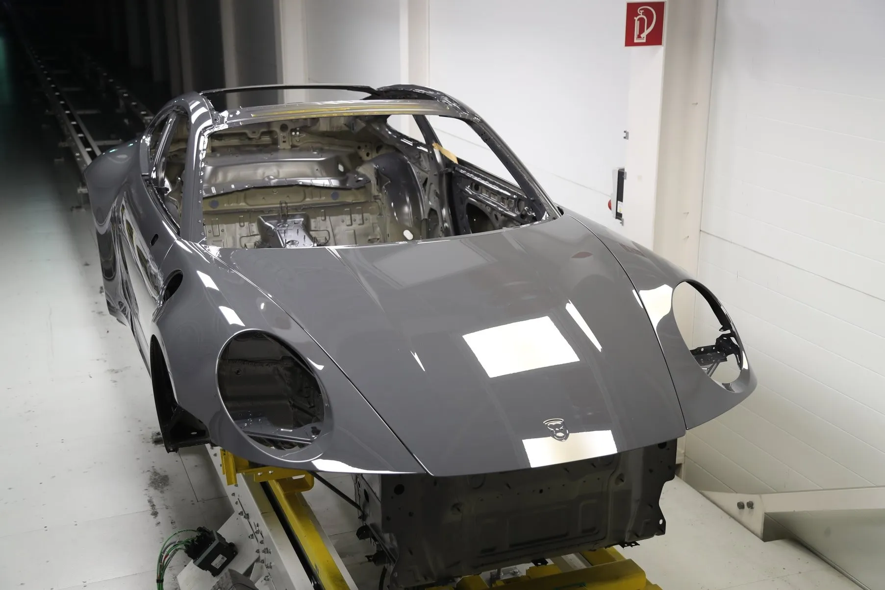 Porsche 911 in Graphitegrey (Paint to Sample), plate 2