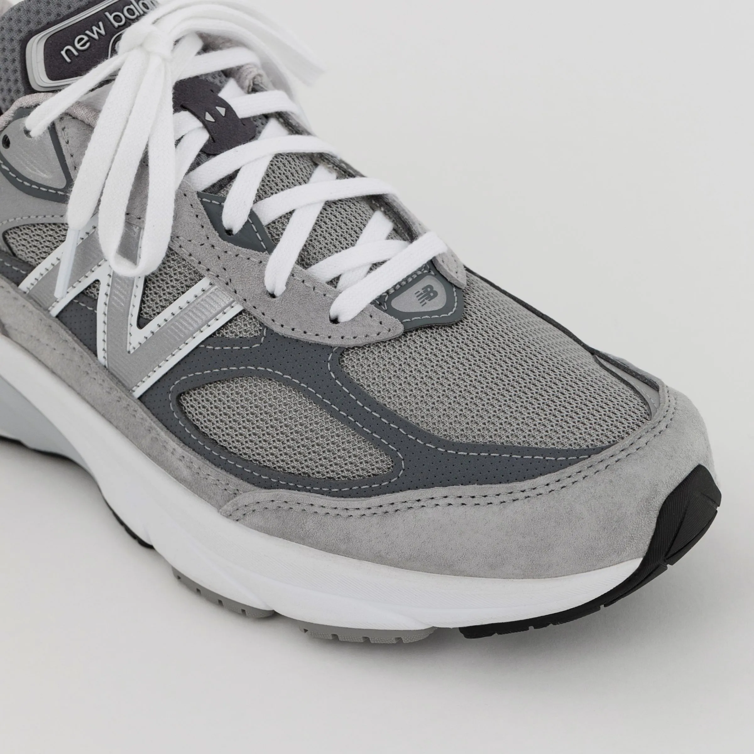 New Balance 990v6, plate 3