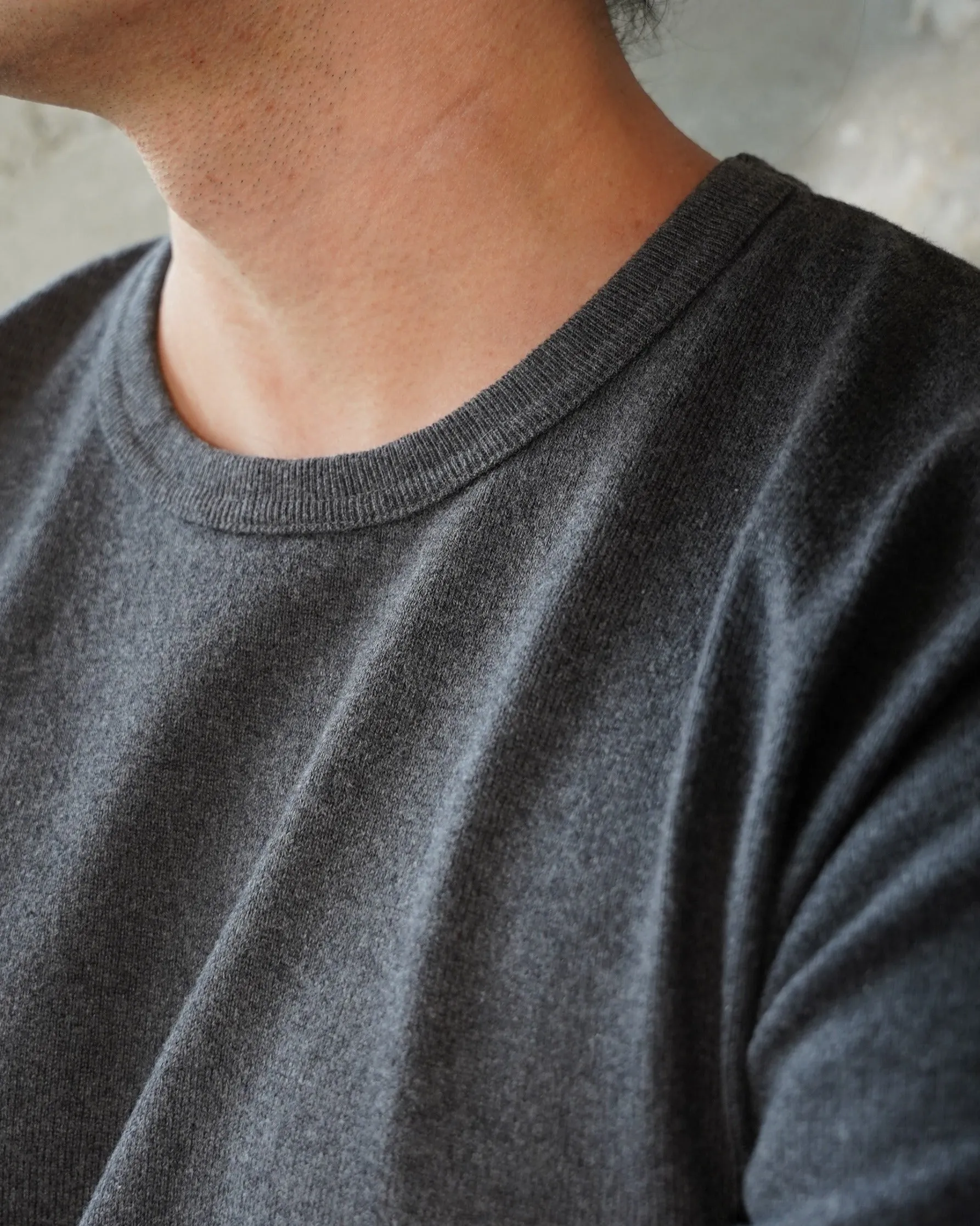 Wonder Looper Double Heavyweight T-Shirt in Charcoal, plate 2