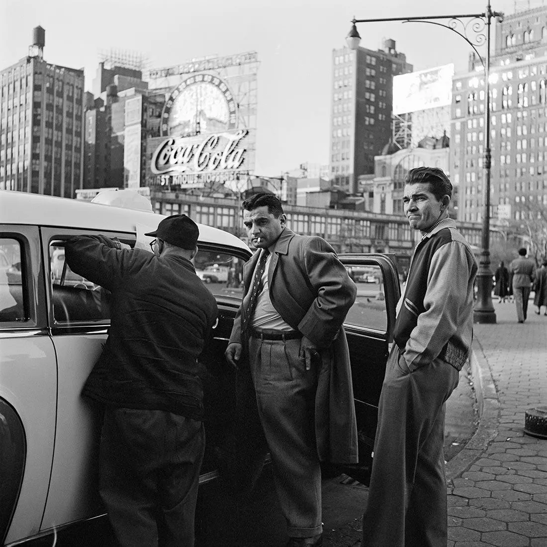 Vivian Maier, Street Photographs, plate 7